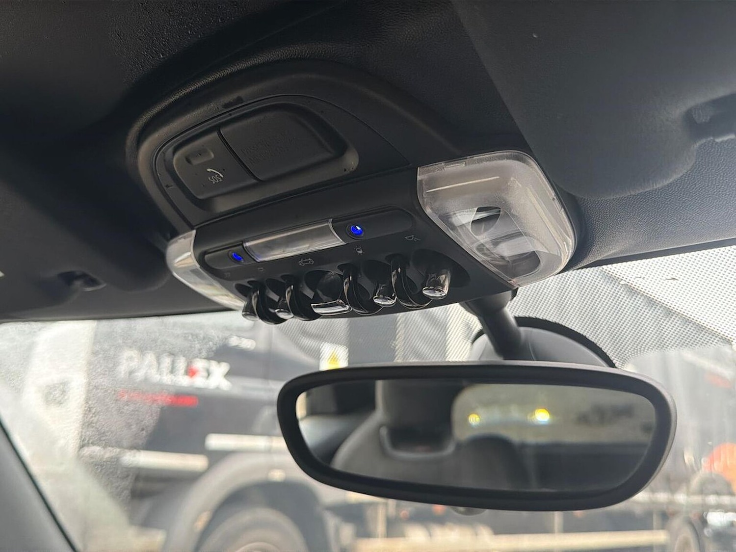 Used MINI Convertible 2019 for sale - 77813388: Photo 14