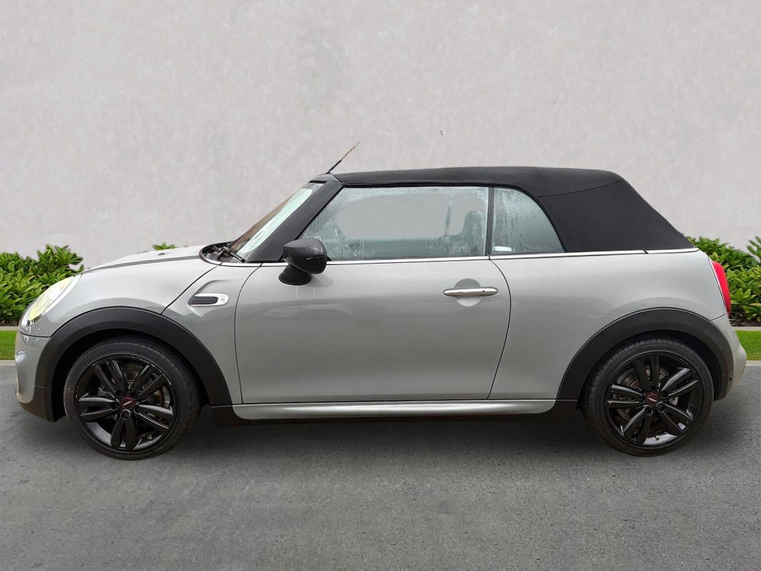 Used MINI Convertible 2019 for sale - 77813388: Photo 19