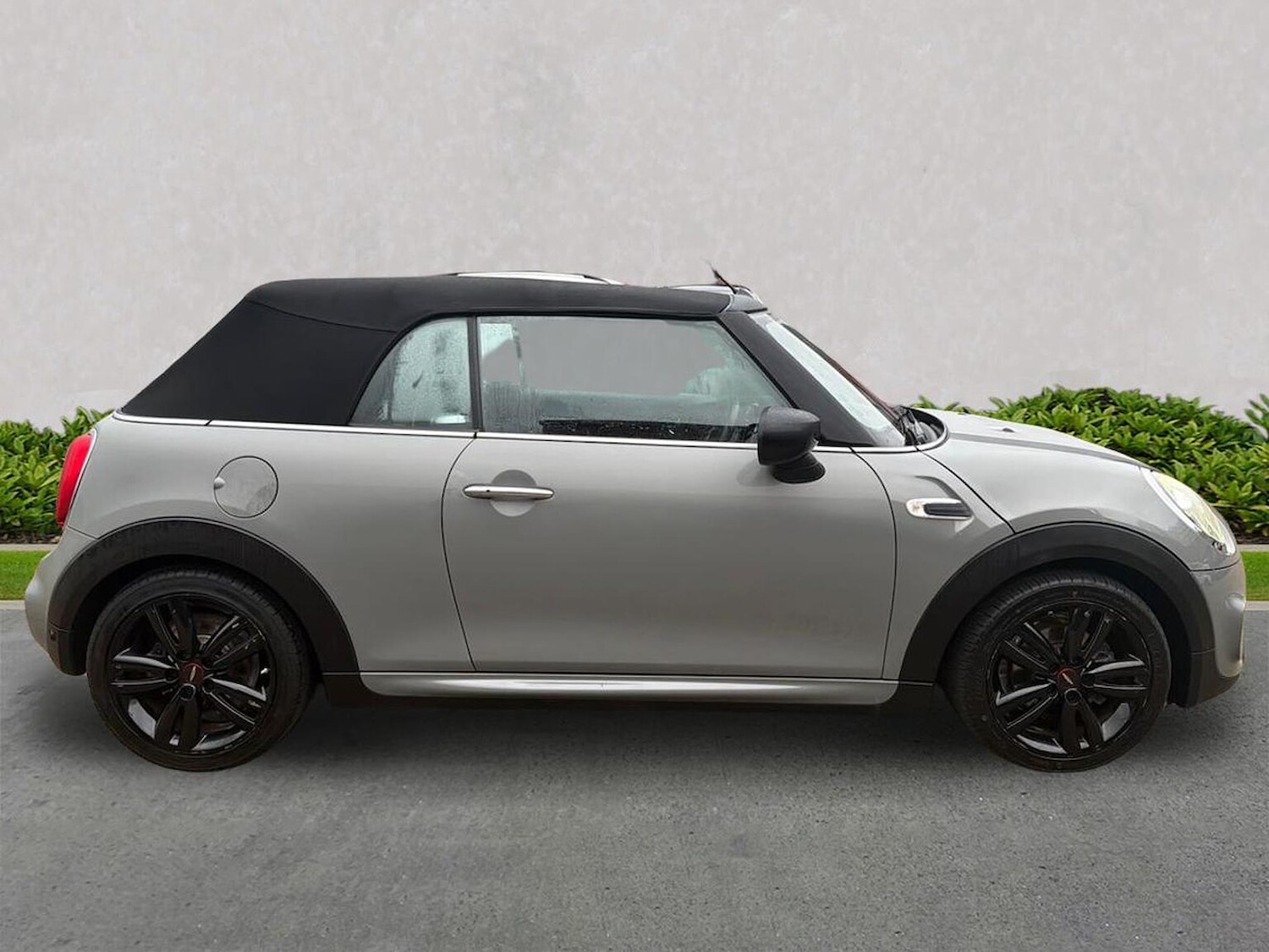 Used MINI Convertible 2019 for sale - 77813388: Photo 3
