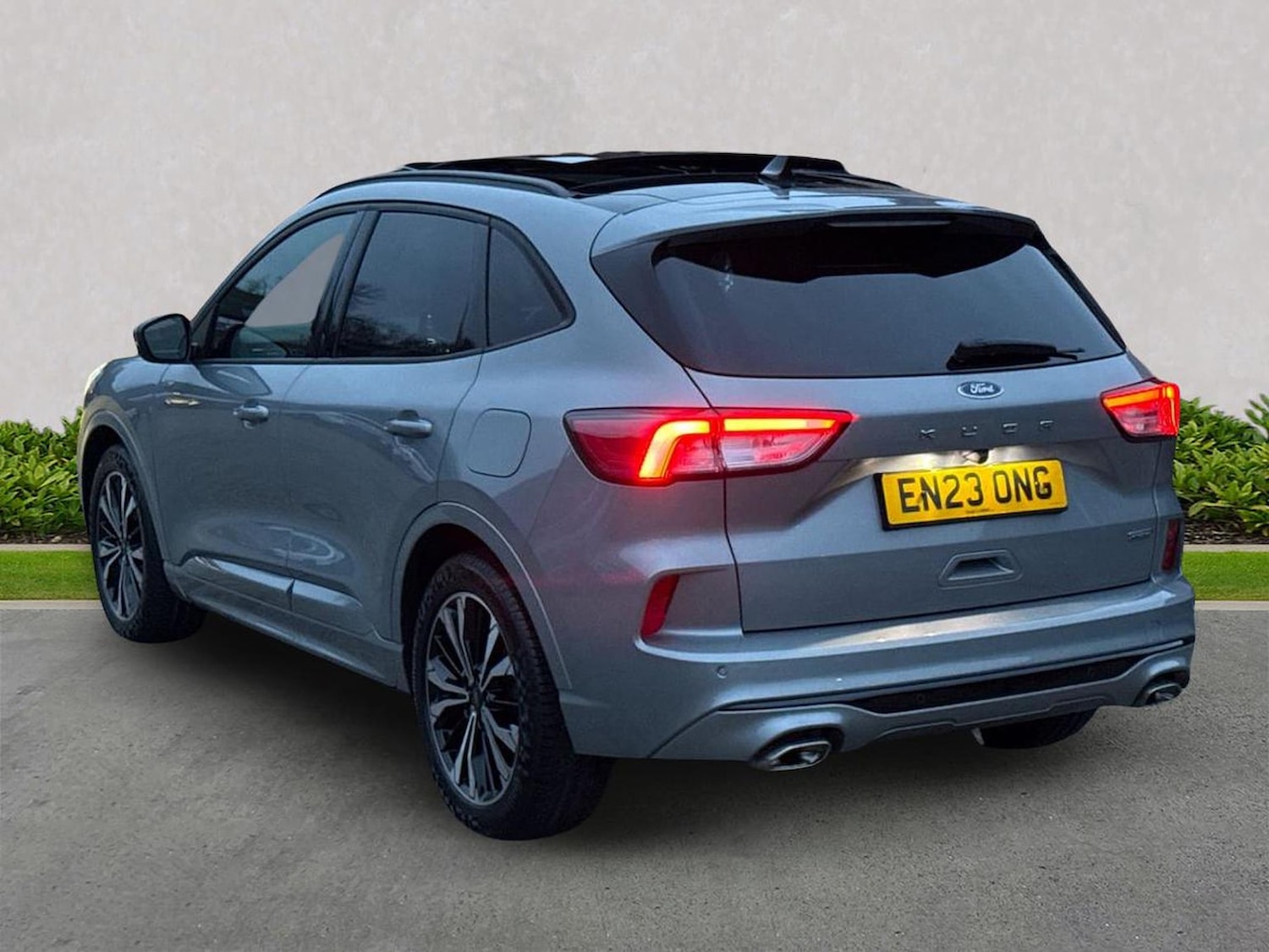 Used Ford Kuga 2023 for sale - 77056983: Photo 2