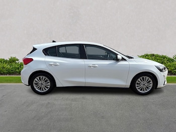 Used Ford Focus 2021 for sale - 75511688: Photo