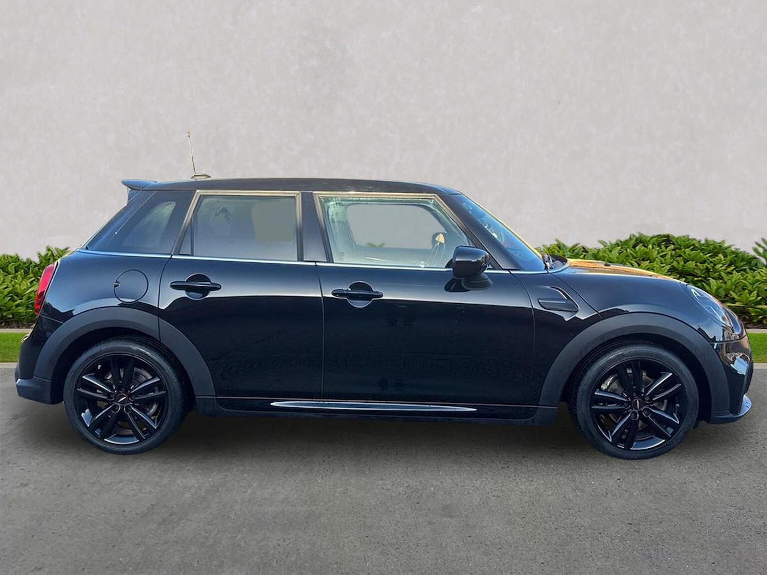 Used MINI Hatch 2021 for sale - 77489467: Photo 3