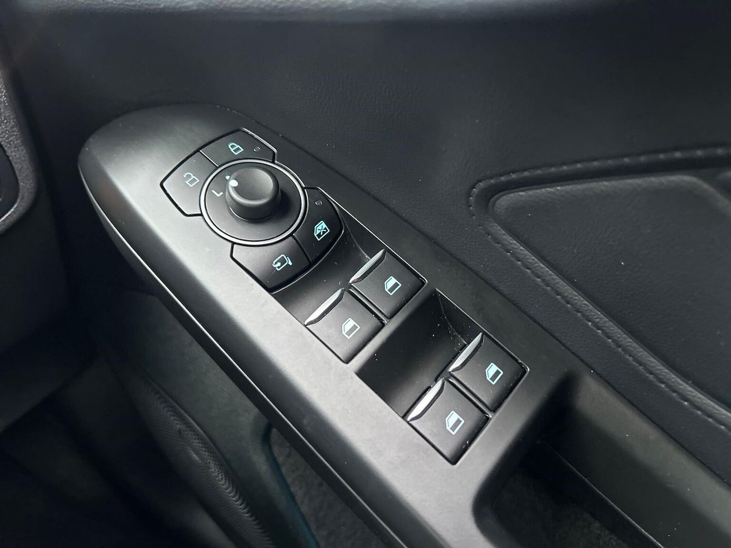 Used Ford Focus 2022 for sale - 76749023: Photo 21