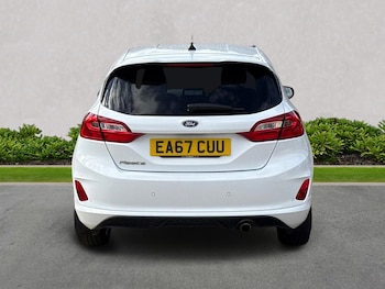 Used Ford Fiesta 2017 for sale - 76426760: Photo