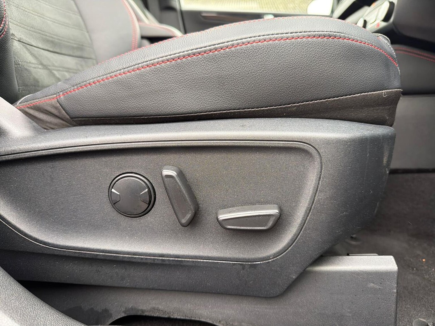 Used Ford Kuga 2023 for sale - 76720335: Photo 30