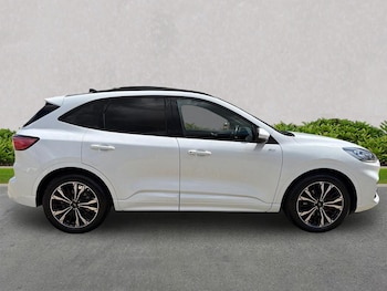 Used Ford Kuga 2023 for sale - 79371960: Photo