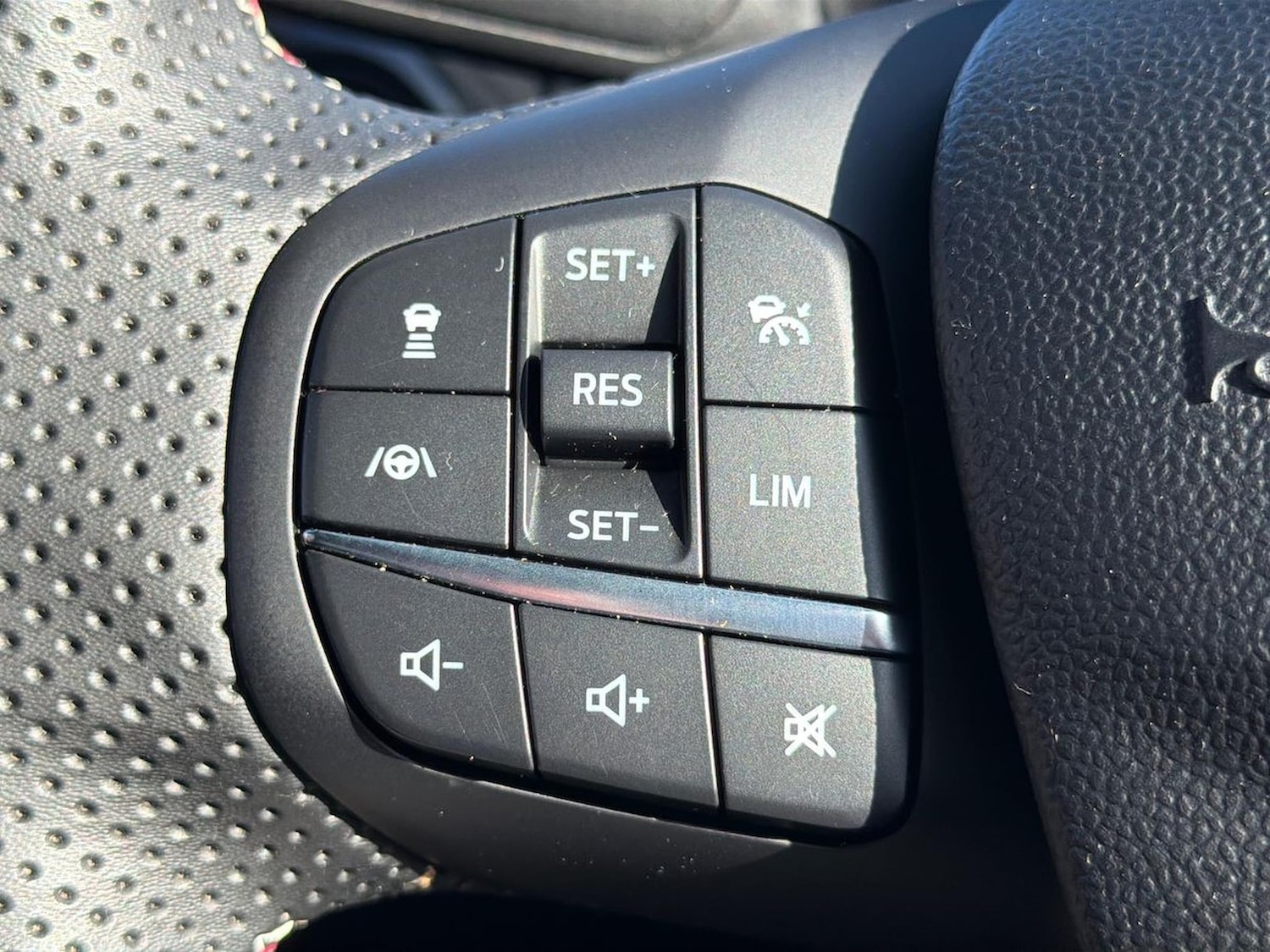 Used Ford Puma 2024 for sale - 78079396: Photo 26