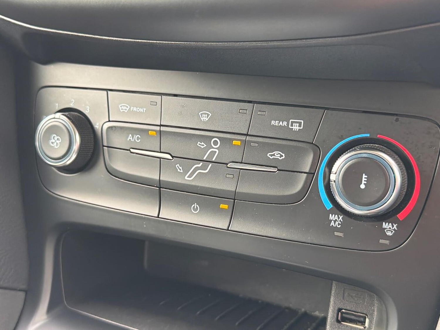 Used Ford Focus 2016 for sale - 76253656: Photo 12