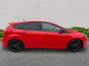Used Ford Focus 2016 for sale - 76253656: Photo