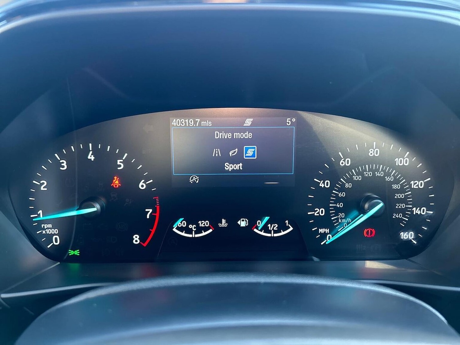 Used Ford Focus 2020 for sale - 76707560: Photo 32