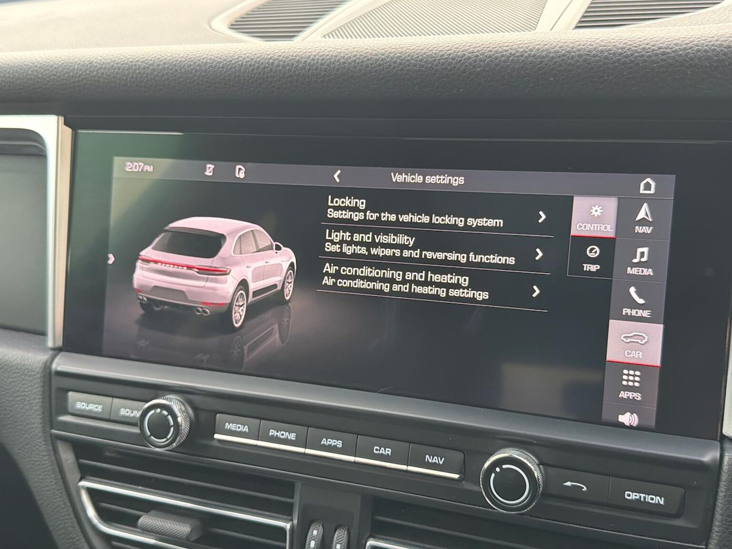 Used Porsche Macan 2018 for sale - 76430756: Photo 25