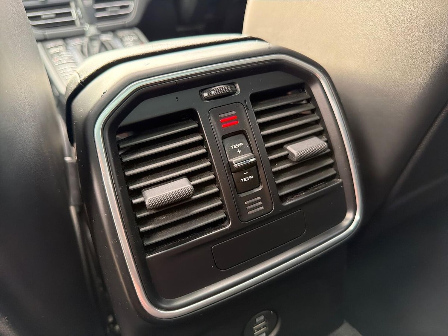 Used Porsche Macan 2018 for sale - 76430756: Photo 32