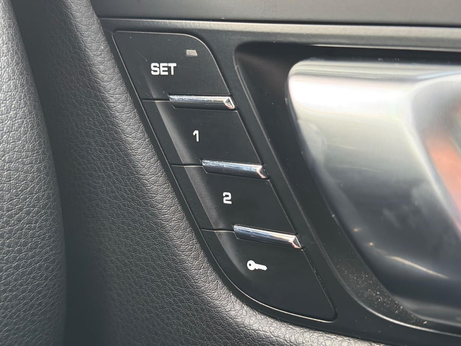 Used Porsche Macan 2018 for sale - 76430756: Photo 38