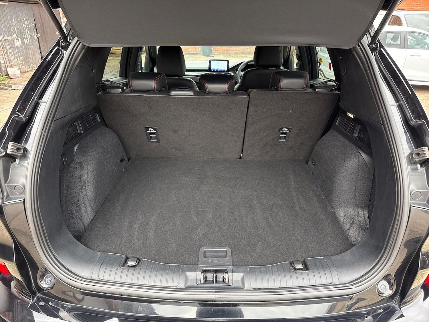 Used Ford Kuga 2021 for sale - 76101350: Photo 17