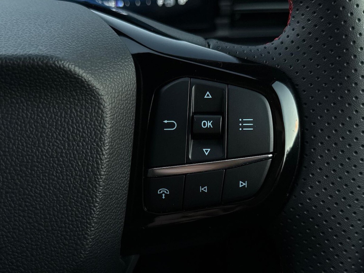 Used Ford Puma 2024 for sale - 76897137: Photo 27