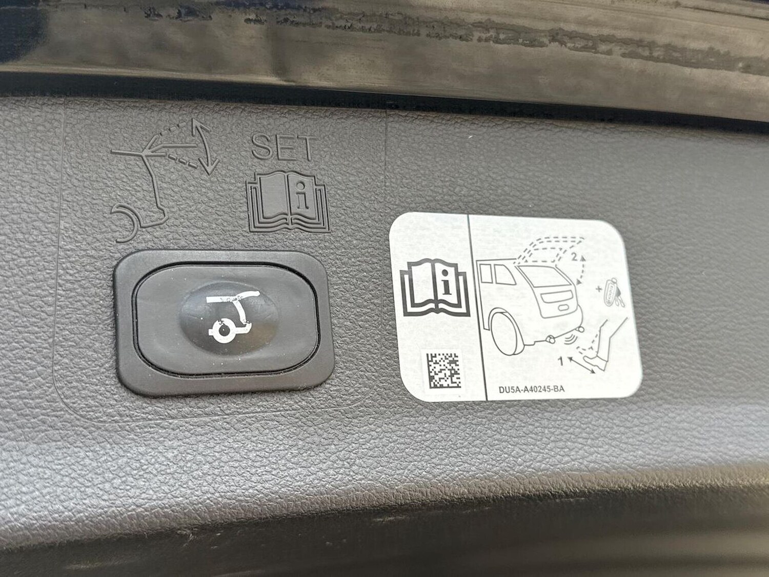 Vehicle 33
