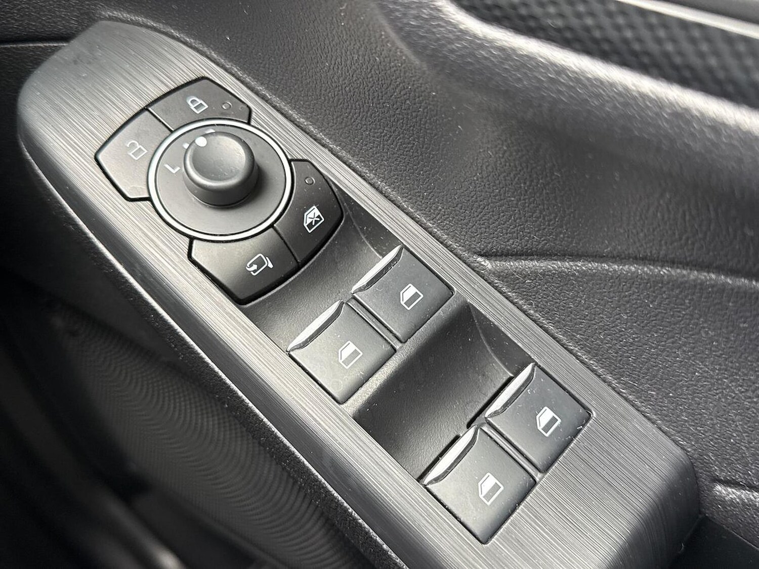 Used Ford Kuga 2023 for sale - 76134335: Photo 21