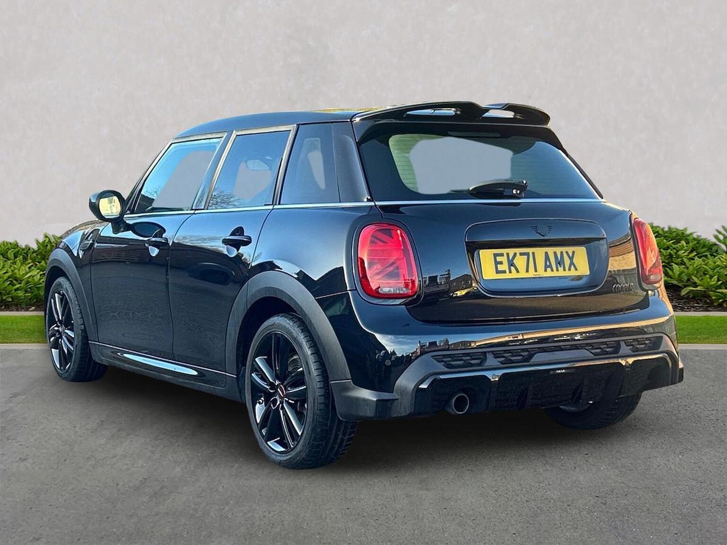 Used MINI Hatch 2021 for sale - 76785167: Photo 2