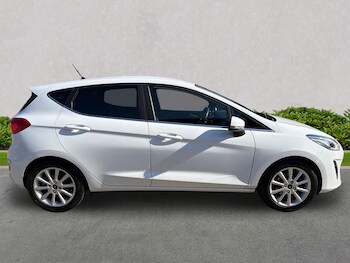 Used Ford Fiesta 2018 for sale - 78470280: Photo