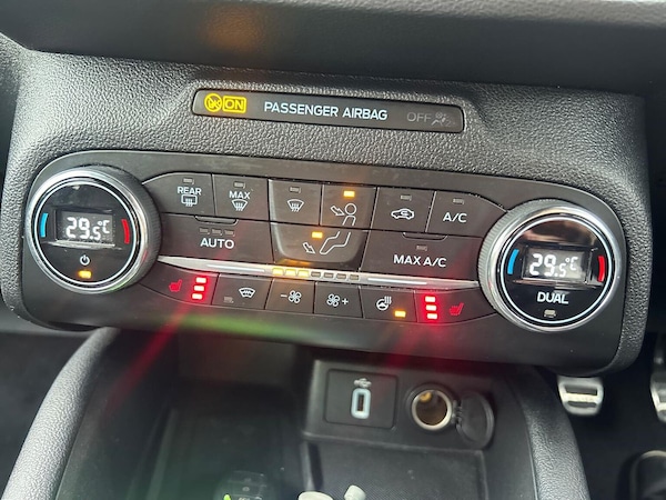 Used Ford Focus 2021 for sale - 76187196: Photo 12