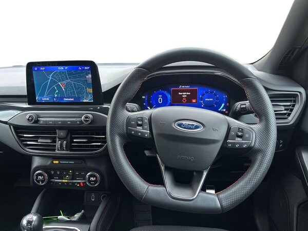 Used Ford Focus 2021 for sale - 76187196: Photo 9