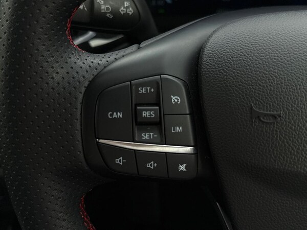 Used Ford Focus 2022 for sale - 76019501: Photo 26