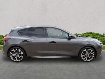 Used Ford Focus 2023 for sale - 79073728: Photo