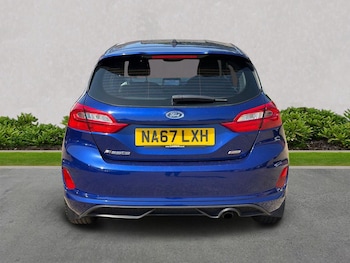 Used Ford Fiesta 2017 for sale - 78993792: Photo