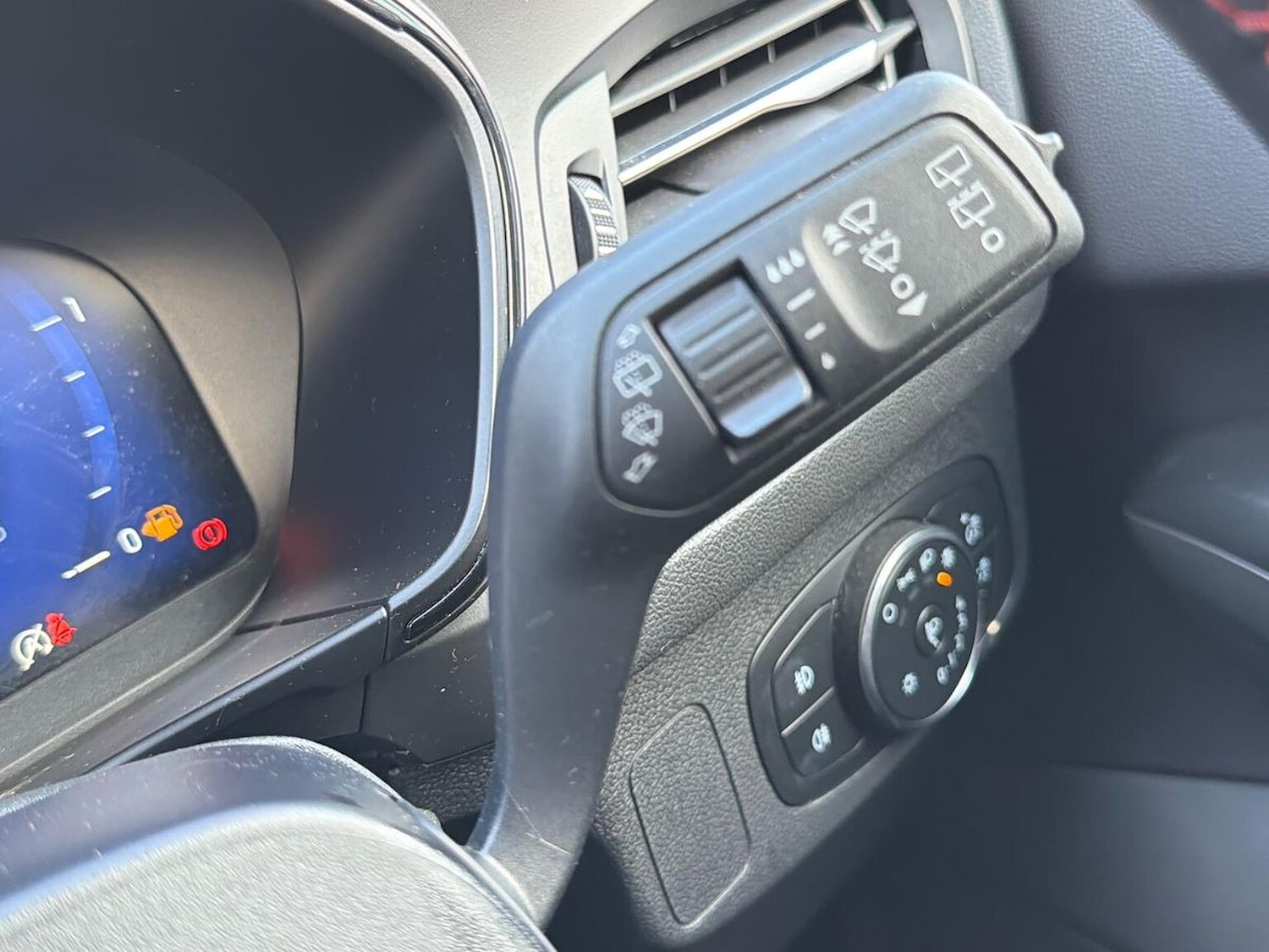 Used Ford Focus 2023 for sale - 78194409: Photo 31