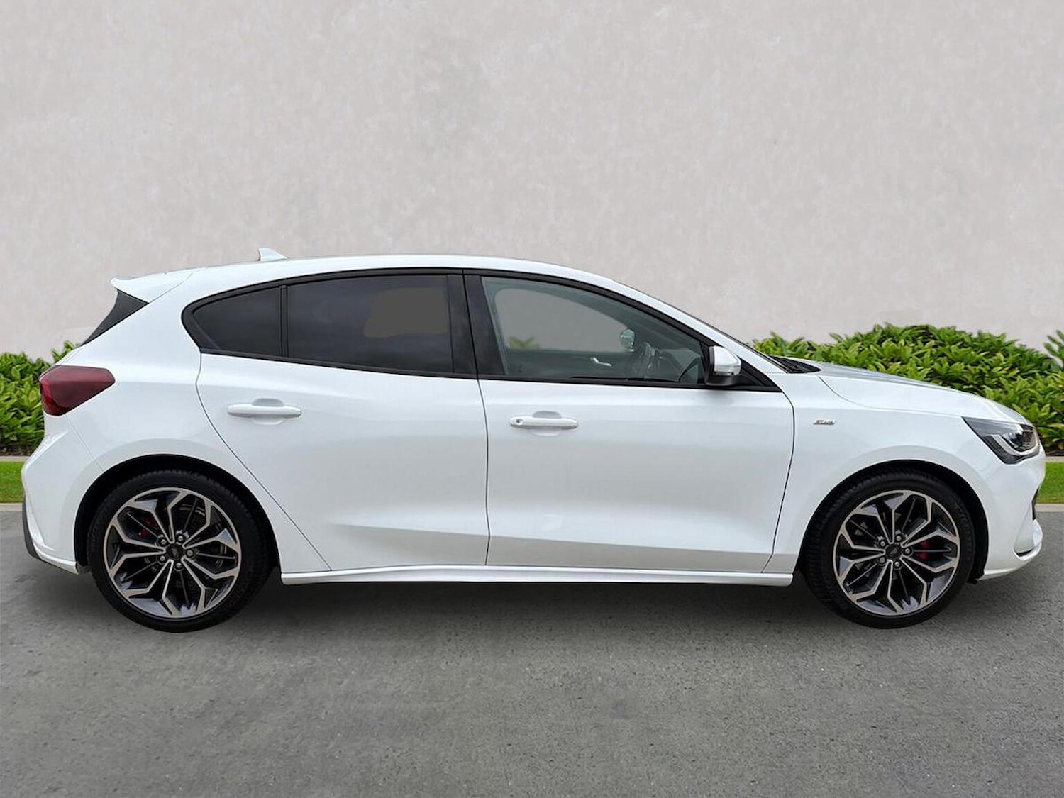 Used Ford Focus 2023 for sale - 76253654: Photo 3