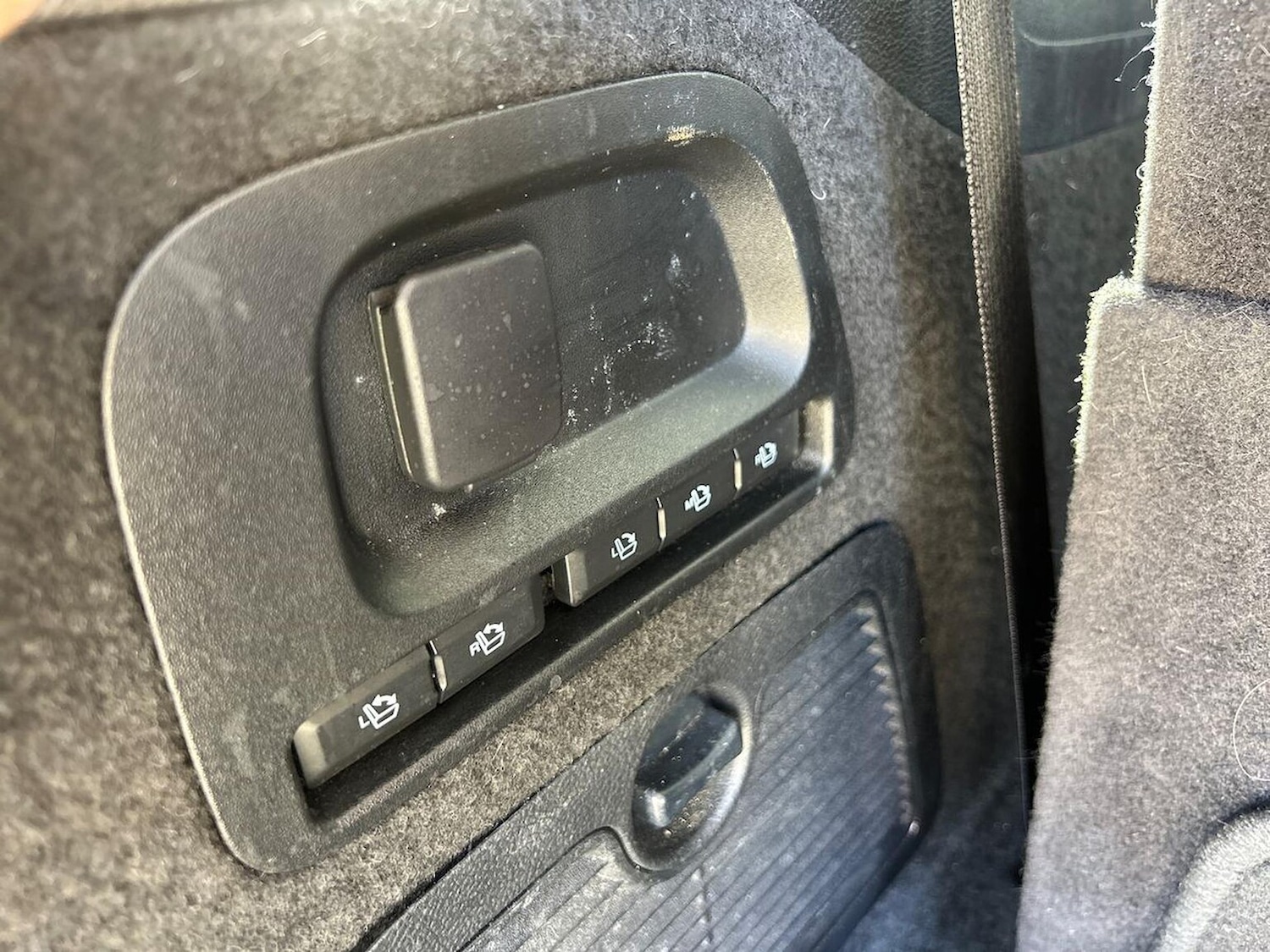 Vehicle 33