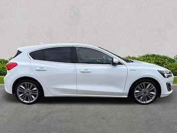 Used Ford Focus 2020 for sale - 76174219: Photo 3