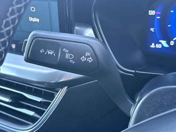 Used Ford Focus 2022 for sale - 76070190: Photo 28