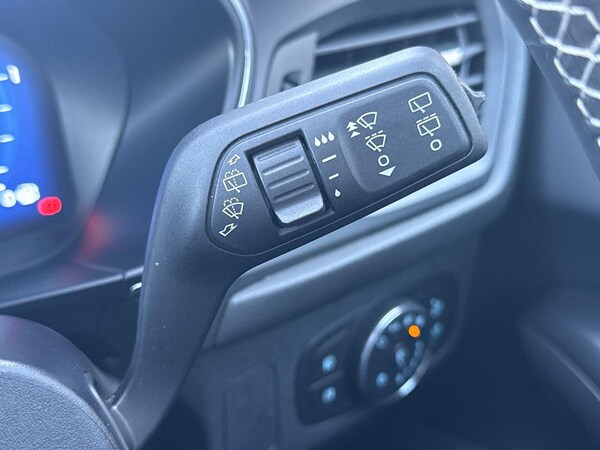 Used Ford Focus 2022 for sale - 76070190: Photo 29