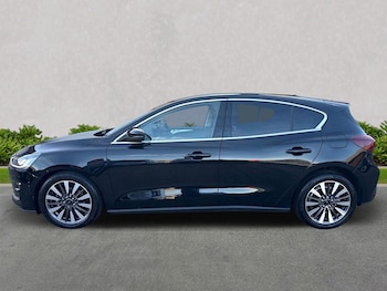 Used Ford Focus 2022 for sale - 76070190: Photo 3
