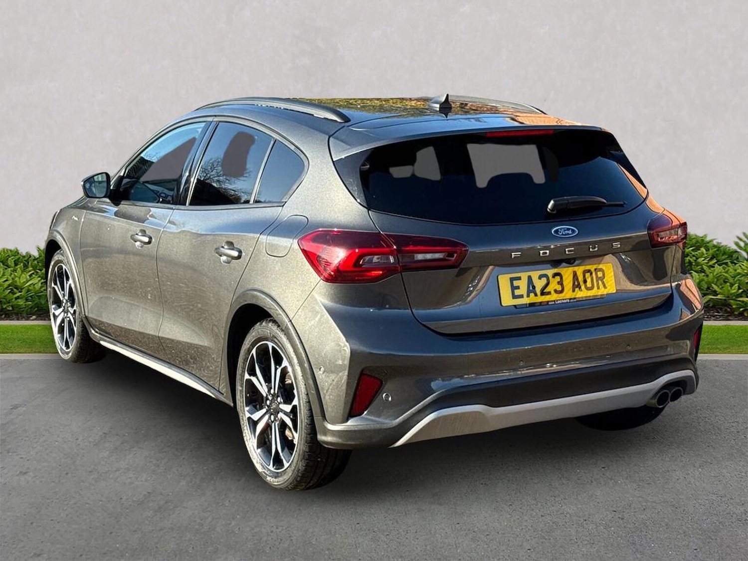 Used Ford Focus 2023 for sale - 76785172: Photo 2