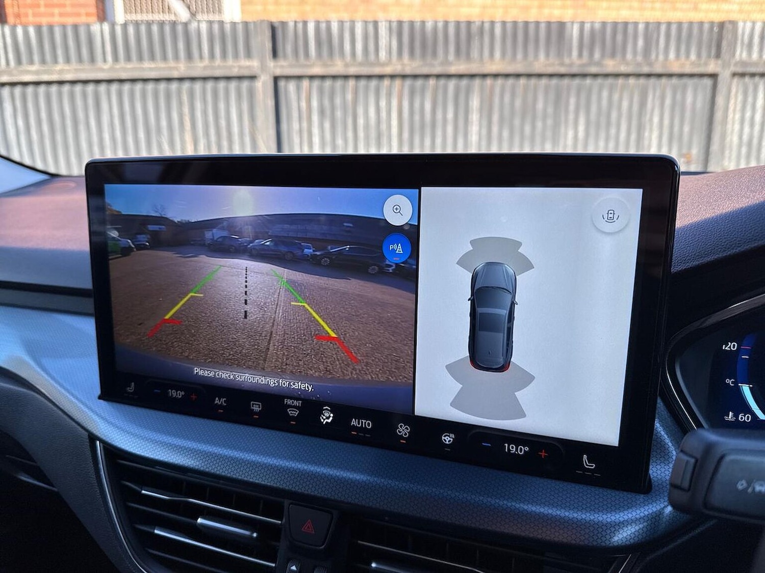 Used Ford Focus 2023 for sale - 76785172: Photo 23