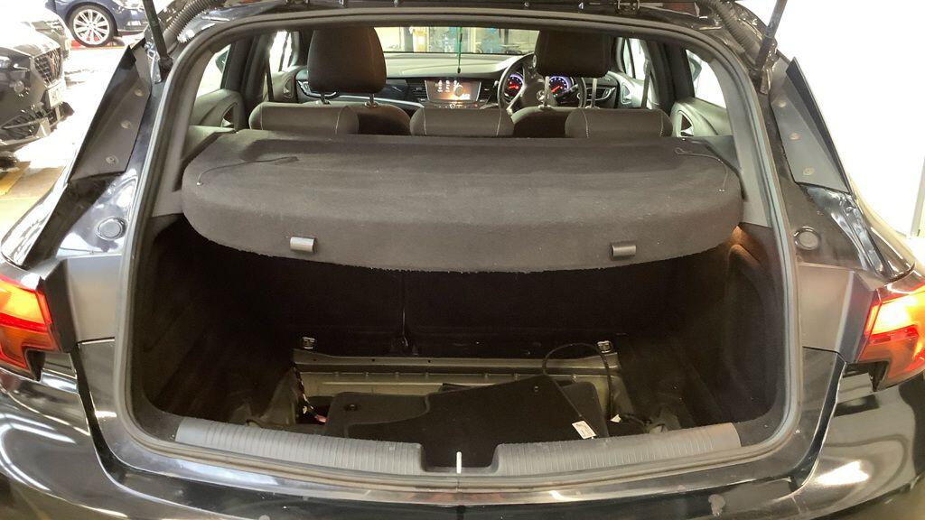 Used Vauxhall Astra 2016 for sale - 77440991: Photo 9