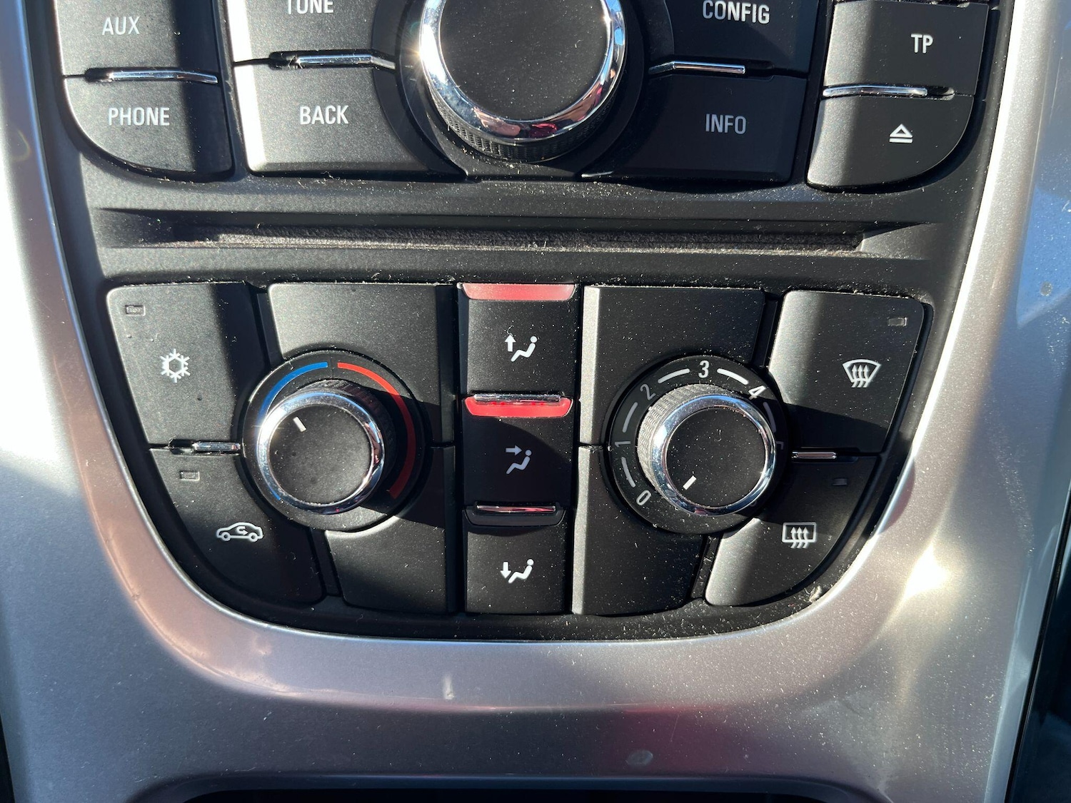 Used Vauxhall Astra 2015 for sale - 76440918: Photo 27