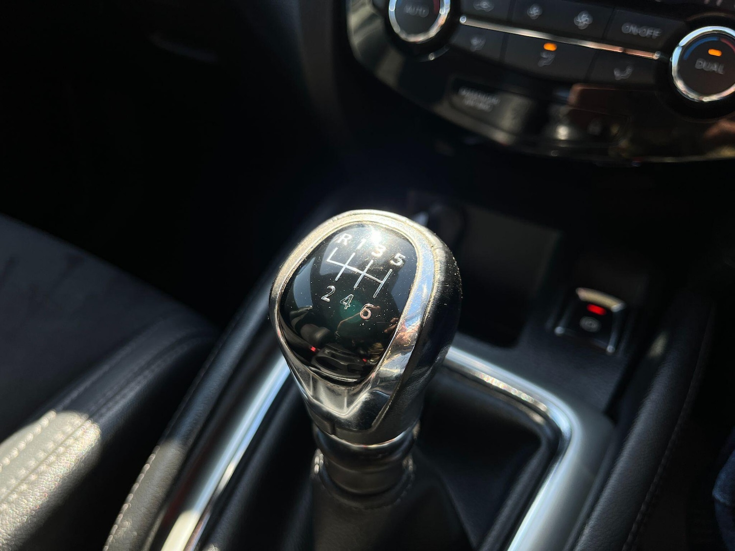 Used Nissan Qashqai for sale - 76701173: Photo 25