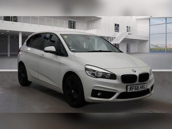 Used BMW 2 Series 2016 for sale - 76786666: Photo