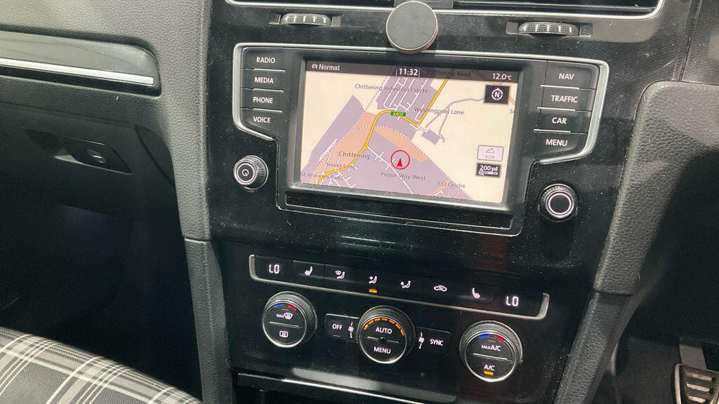 Used Volkswagen Golf 2016 for sale - 76786847: Photo 10