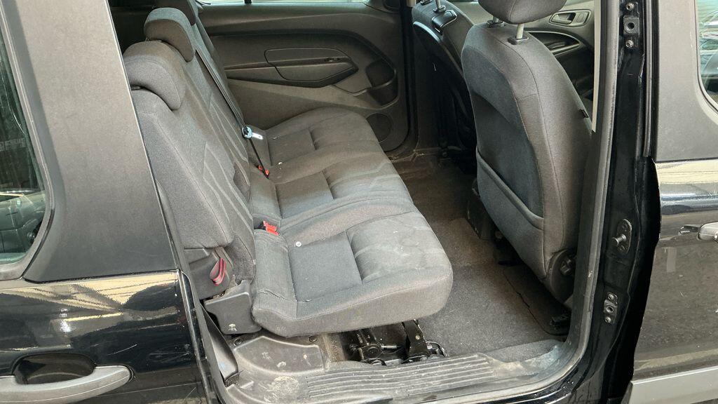 Used Ford Grand Tourneo Connect 2018 for sale - 77808181: Photo 10