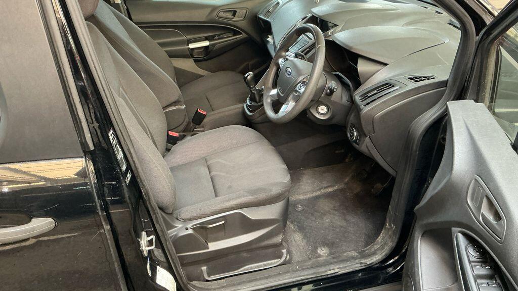 Used Ford Grand Tourneo Connect 2018 for sale - 77808181: Photo 11