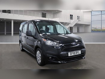 Ford Grand Tourneo Connect feature image