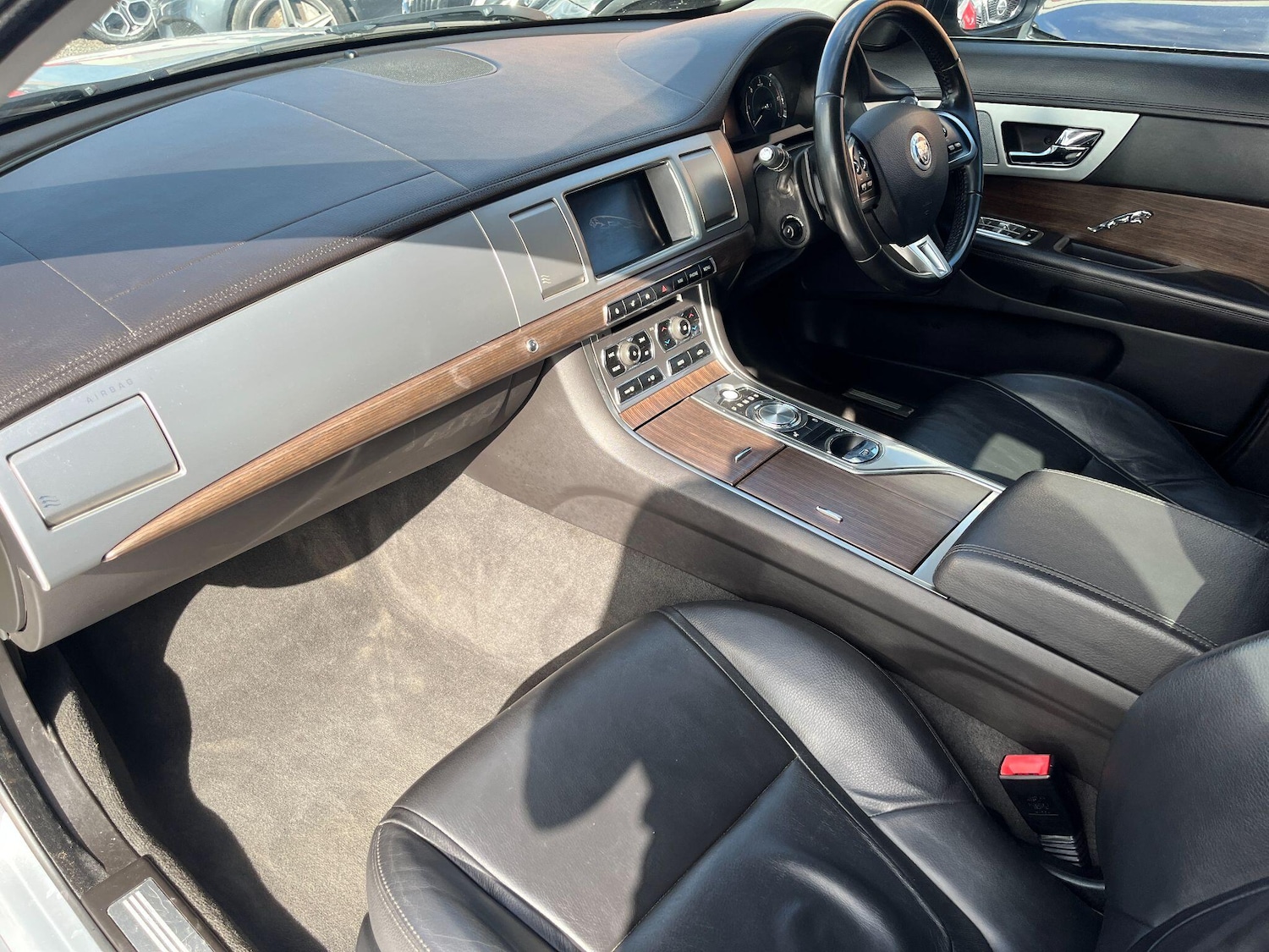 Used Jaguar XF 2013 for sale - 76988344: Photo 15