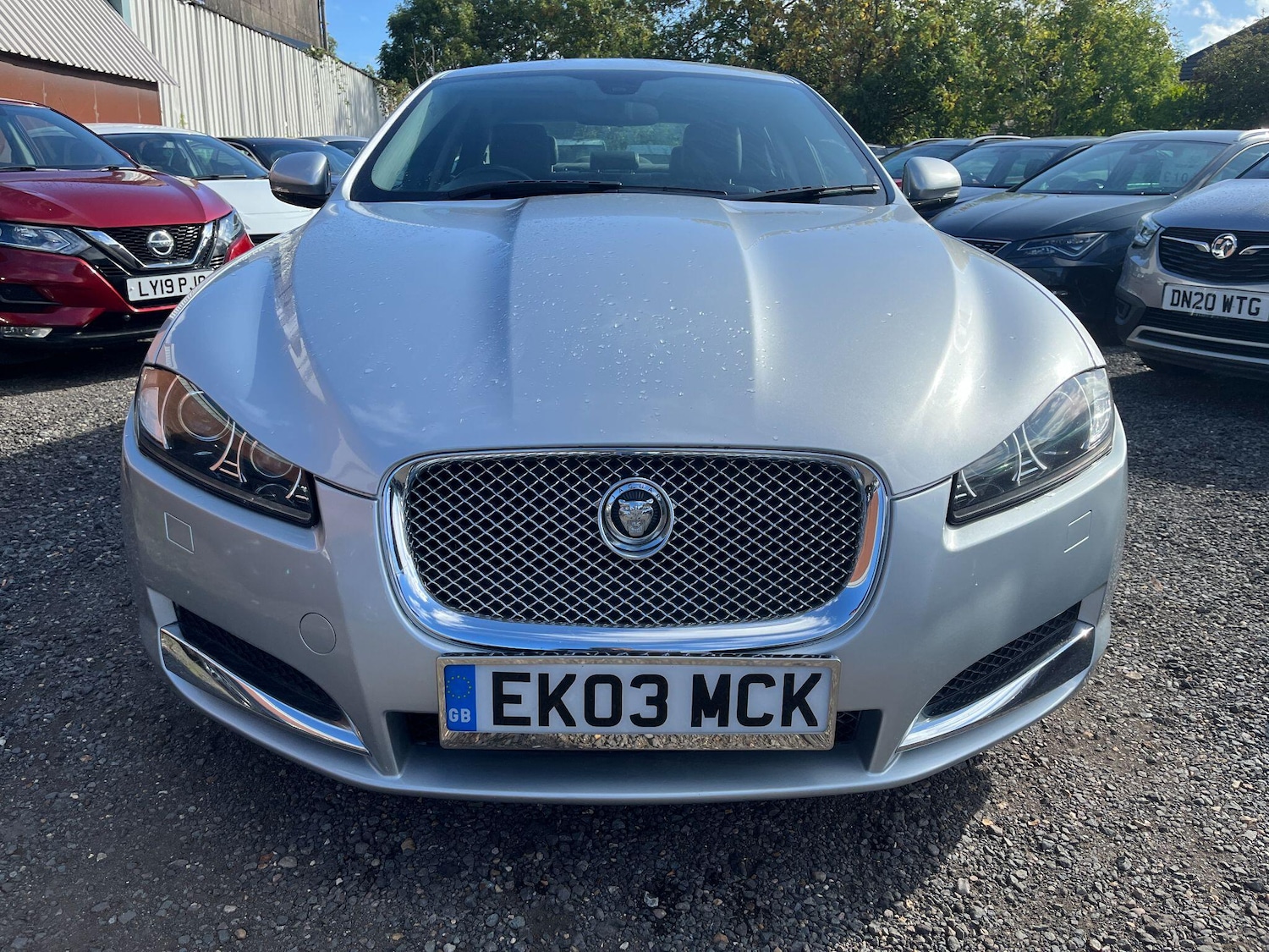 Used Jaguar XF 2013 for sale - 76988344: Photo 2