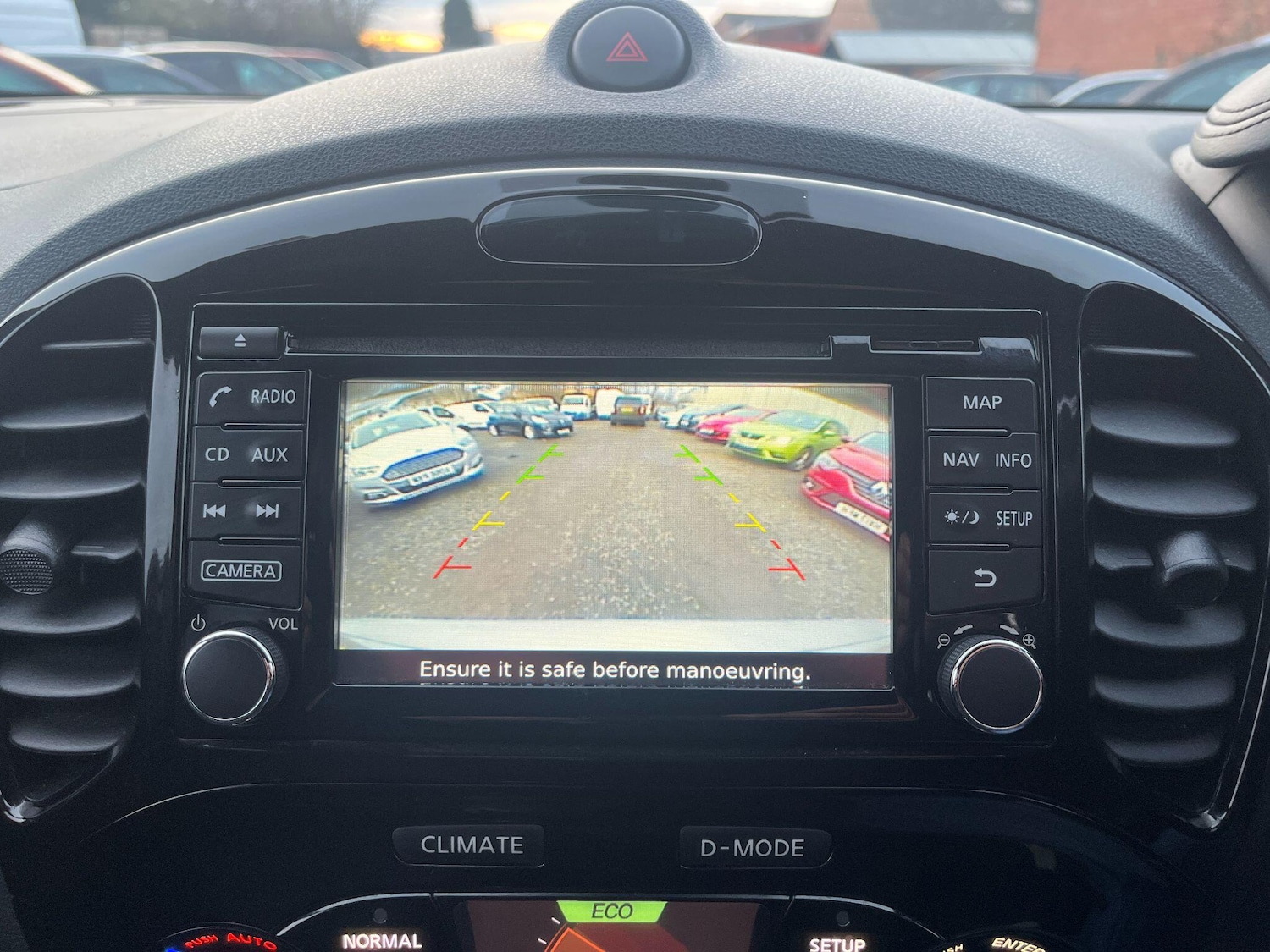 Used Nissan Juke 2015 for sale - 77202505: Photo 28