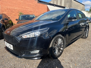 Used Ford Focus 2017 for sale - 76121916: Photo