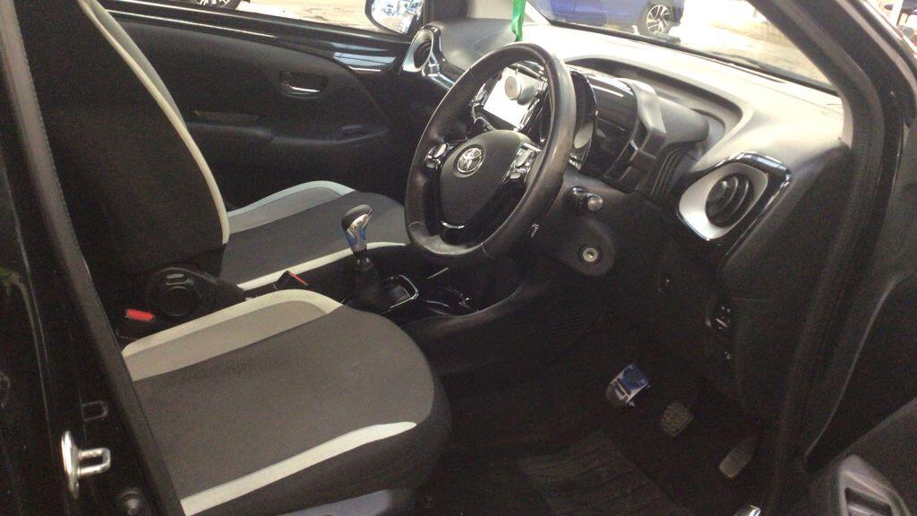 Used Toyota AYGO 2015 for sale - 77412080: Photo 11